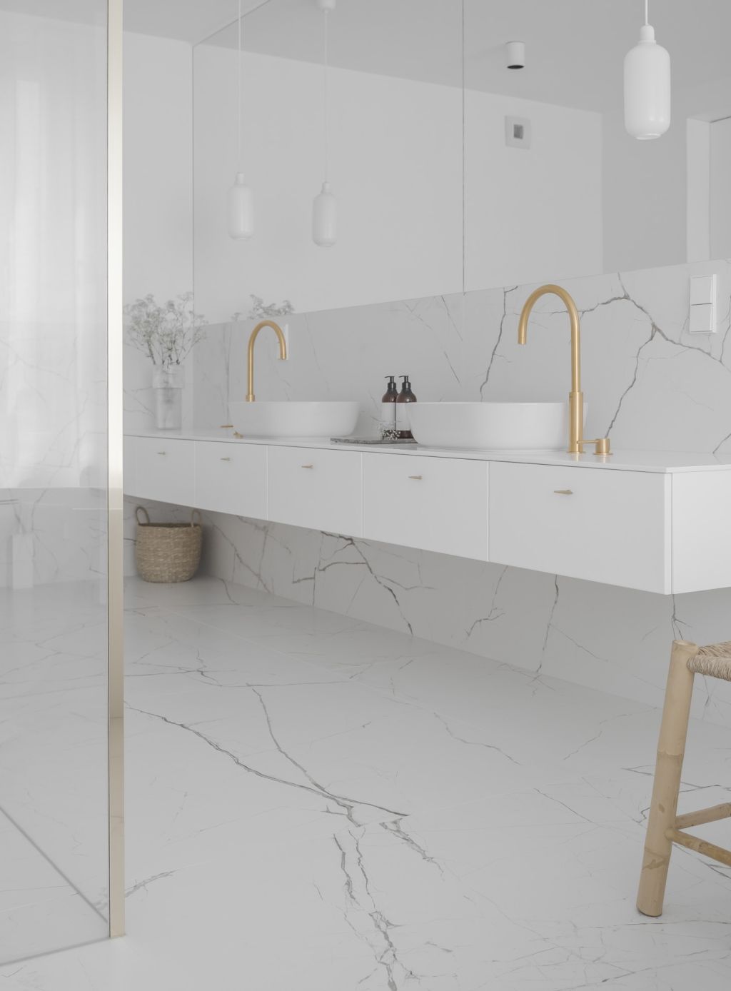 Salon kąpielowy w minimalistycznym stylu